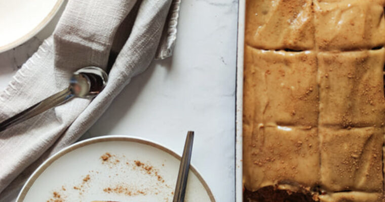 Το πιο νόστιμο carrot cake με απίθανο frosting από κάσιους (νηστίσιμο)